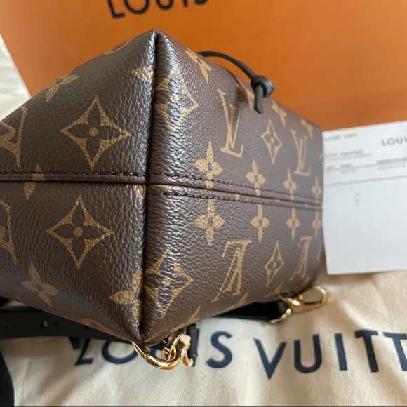 Louis Vuitton MONTSOURIS BB - Picture 8 of 14